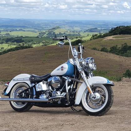 HARLEY-DAVIDSON SOFTAIL HERITAGE CLASSIC HARLEY-DAVIDSON SOFTAIL HERITAGE CLASSIC